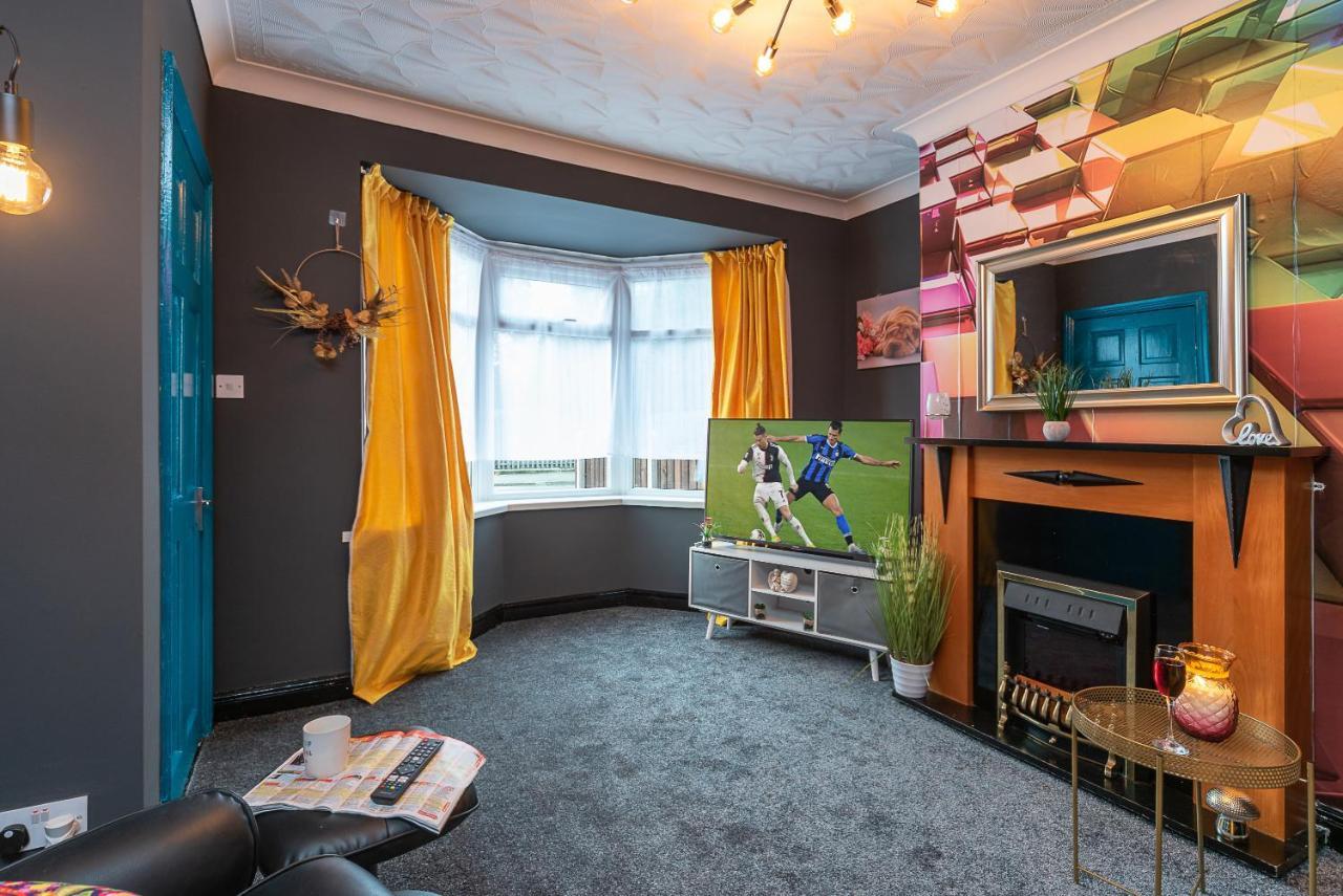 J'S Home Away From Home Fresh 2 Bedroom Garden Parking Kingston upon Hull Exteriör bild