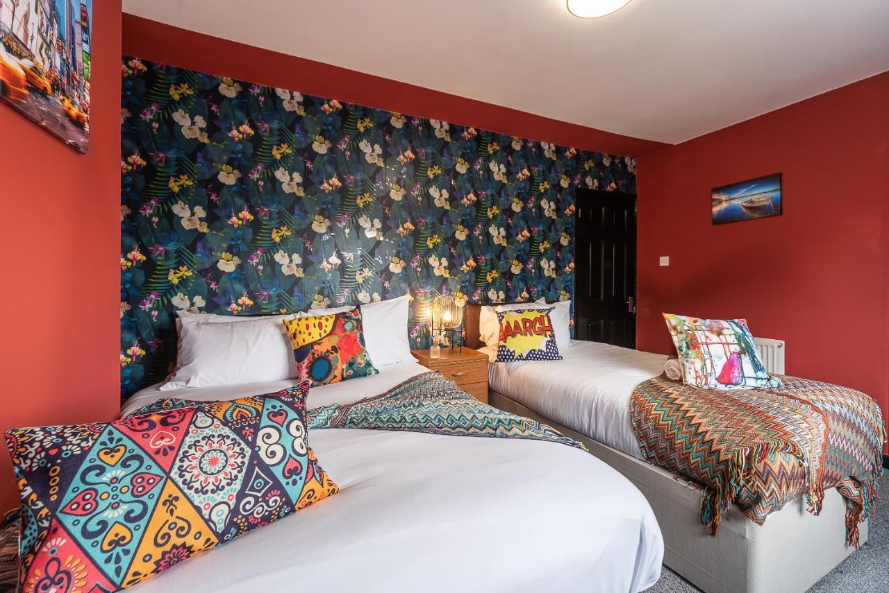 J'S Home Away From Home Fresh 2 Bedroom Garden Parking Kingston upon Hull Exteriör bild